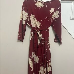 Women's Burgundy Floral Tie-Waist Maxi Dress